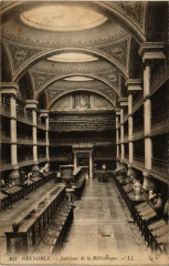 Grenoble Intérieur de la Bibliothéque à Grenoble