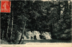 Dauphiné - Le Chateau de Vizile - La Cascade du Parc