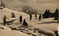 Env. d'Uriage - Skieurs au Lac Luitel