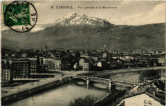 Grenoble - Vue générale et le Moucherotte à Grenoble