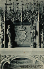 Grenoble - Intérieur du Palais de Justice - Salle du Tribunal à Grenoble
