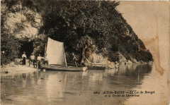Aix-les-Bains - Le Lac du Bourget et la Grotte de Lamartine