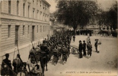 Annecy - Defile du 30e d'Infanterie à Annecy