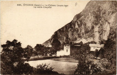 Epierre - Le Chateau (moyen age) - La vieille Chapelle à Épierre
