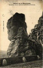 Massif de la Chartreuse-Entrée de la Grotte-Inférieure Echelles