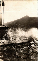 La Dent du Chat calme devant la fureur du Lac du Bourget