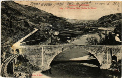 Env. de Tournon Le Pont de César -
													07 Ardèche
												