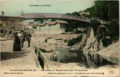 Vals-les-Bains Terrasse et Passerelle des Vivaraises à Vals-les-Bains
