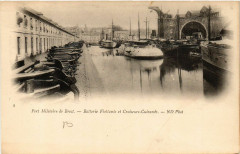 Port Militaire de Brest Batterie Flottante et Croiseurs-Cuirasses à Brest