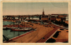 Saint-Malo et ses Remparts du Cote des Basseils à Saint-Malo