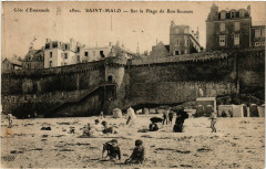 Saint-Malo - Sur la Plage de Bon-Secours à Saint-Malo