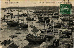 Cancale - Le Port a Marée à Cancale