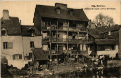 Rennes - Le Chateau Branlant au Pont-Saint-Martin à Rennes