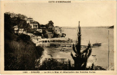 Dinard- Le Bric a Brac et embarcadere des Vedettes Vertes France à Dinard