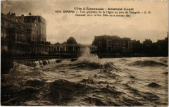 Dinard- vue generale de la Digue un jour de Tempete France à Dinard
