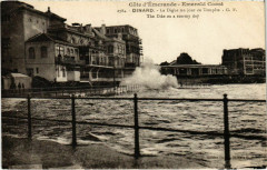 Dinard- La Digue un jour de Tempete France à Dinard