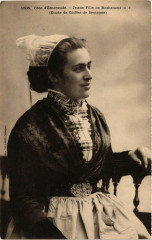Jeane Fille de Rotheneuf (Etude de Coiffes de Bretagne (