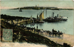 Dinard - La Cale a Marée basse à Dinard