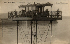 Coté du d'Emeraude - Saint-Malo - Le Pont roulant a marée haute à Saint-Malo