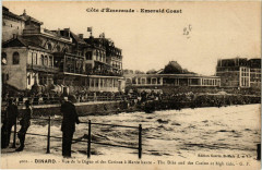 Dinard - Vue de la Digue et des Casinos a Marée haute à Dinard