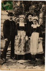 Costumes Bretons-Jeunes Mariés
