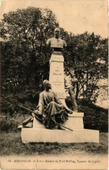 Chartres - Statue de Noel Ballay Square du Lycée à Chartres