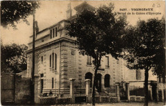 Yssingeaux - L'Hotel de la Caisse d'Epargne à Yssingeaux