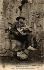 Velay - Le Joueur de Vielle - Folklore