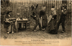 Velay - La Bourrée du Velay - Folklore -
													43 Haute Loire
												
