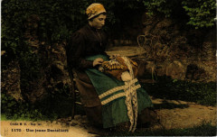 Une Jeune Dentelliere - Folklore