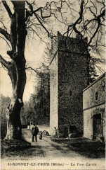 Saint-Bonnet-le-Froid - Le Tour Carrée à Saint-Bonnet-le-Froid