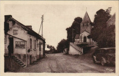 Gilly s Loire Entree du bourg France
