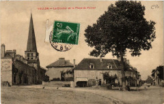 Vallon Le Clocher et la Place de Foirail -
													03 Allier
												