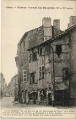 Cluny Maison romane rue Dauphine France à Cluny