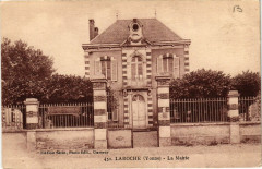 Laroche - La Mairie