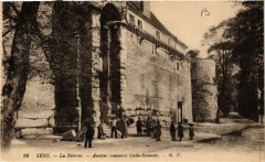 Sens - La Paterne - Anciens remparts Gallo-ROMAINs à Sens