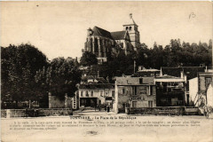 Tonnerre - La Place de la République à Tonnerre