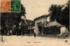 Laon Hotel Dieu à Laon