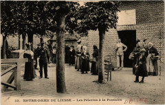 N.-D.-de-Liesse. Les Pélerins a la Fontaine