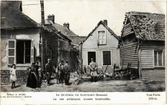 Le Quesnel en Santerre - La rue principale maison bombardée à Rue