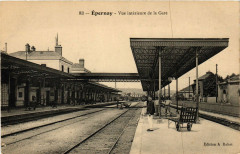 Epernay - Vue intérieure de la Gare à Épernay