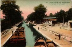 Reims - Canal de la Marne a l'Aisue - Vue prise de la Passerelle à Reims
