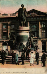 Reims - La Statue de Louis Xv à Reims