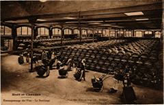 Moet et Chandon - Emmagasinage des Vins - Le Soutirage