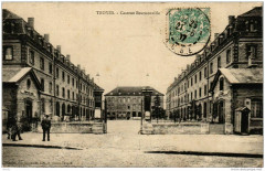 Troyes Caserne Beurnonville à Troyes