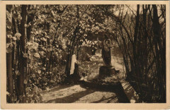 Paray-le-Monial Jardin du Monastere de la Visitation à Paray-le-Monial
