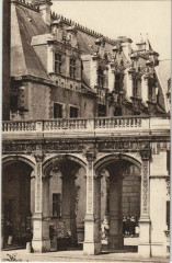 Pau Le Chateau ,Le Portique France à Pau
