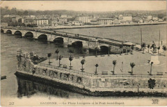 Bayonne Place Lavigerie et le Pont Saint-Esprit France à Bayonne