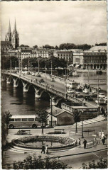 Bayonne vue d'ensemble sur le Pont Saint-Esprit France à Bayonne