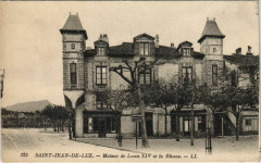 St Jean de Luz Maison de Louis Xvi et la Rhune France